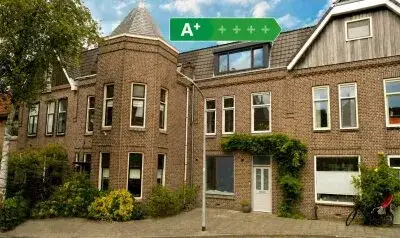 Tussenwoning te koop: Madoerastraat 17, Soendabuurt Haarlem