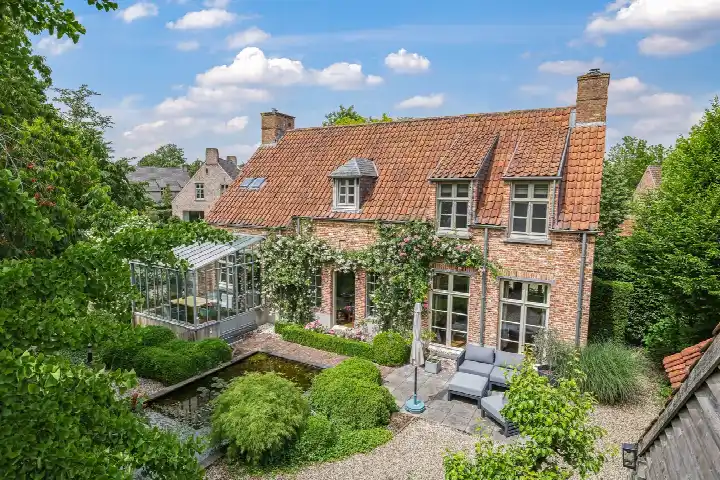 Vrijstaande woning te koop: Magdalena 19, Zetten Noord-Magdalena Zetten