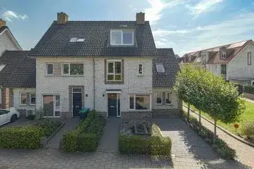 Semi-detached for sale: Magdalenapolder 26, Kilweg Barendrecht