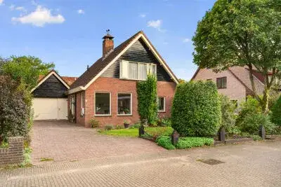 Vrijstaande woning te koop: Magnolialaan 18, Ermelo - Oost Ermelo