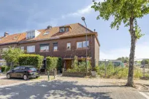 Hoekwoning te koop: Magnoliastraat 27, Tuinzigt Breda