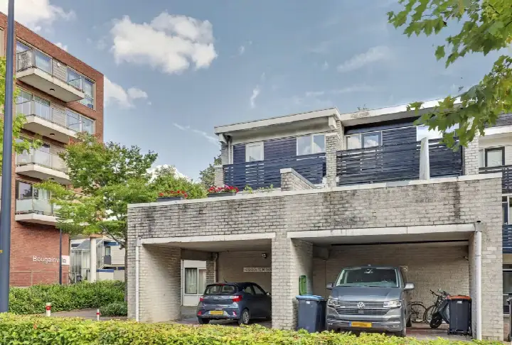 Tussenwoning te koop: Magnoliastraat 42, Park Stokhorst Enschede