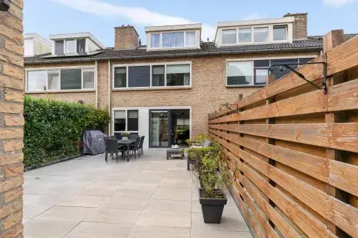 Terraced house for sale: Maluslaan 106, Selwerd Groningen