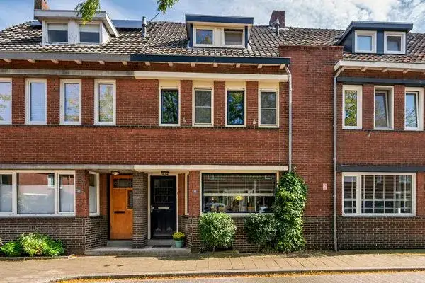 Woning te koop: Manresastraat 40, Jezuïtenbuurt Venlo