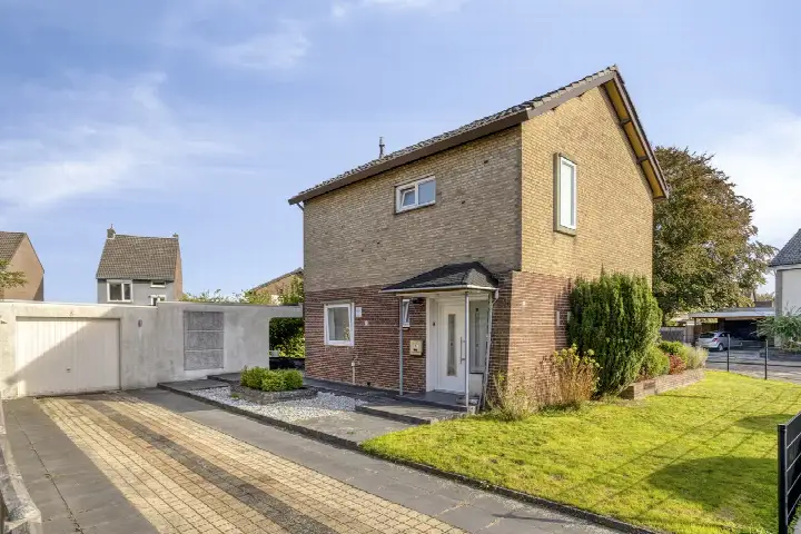 Vrijstaande woning te koop: Mansholtstraat 21, Schaesberg Centrum Landgraaf