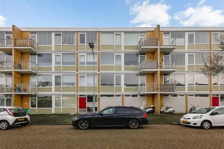 Apartment for sale: Marconistraat 56-1, Badhoevedorp West Badhoevedorp