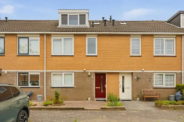 Tussenwoning te koop: Marga Klompélaan 8, Betsy Perkbuurt Amstelveen