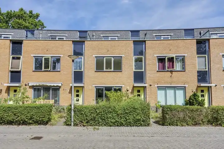Tussenwoning te koop: Margaretha Roosenboomlaan 5, 't Zwering Enschede