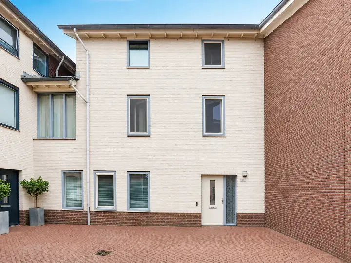 Tussenwoning te koop: Margrijhof 30, De Venen Centrum Nootdorp