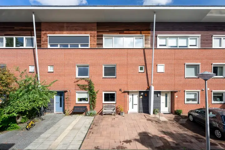 Terraced house for sale: Maria van Oosterwijckstraat 6, Koepoort Delft