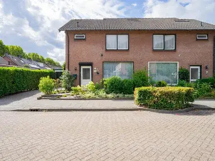 Twee-onder-één-kap te koop: Marijkestraat 30, Bakel Bakel
