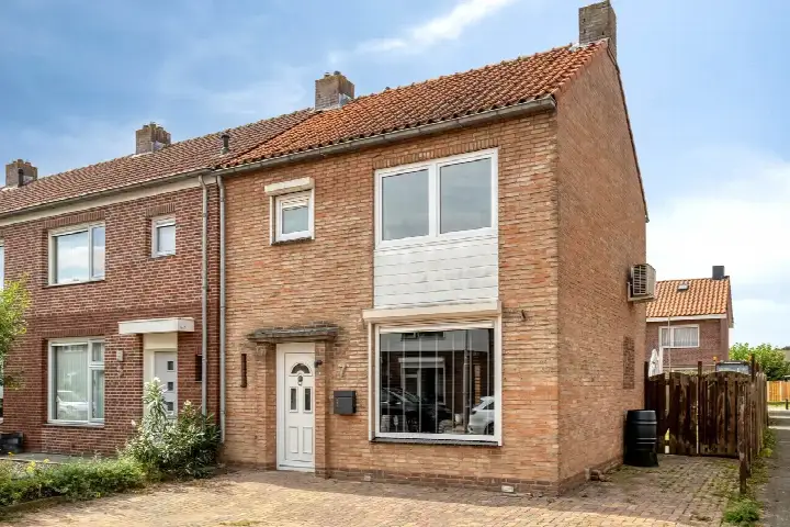 Corner house for sale: Marijkestraat 7, Zetten NoordWest Zetten
