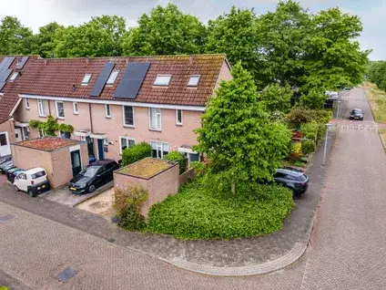 Hoekwoning te koop: Marjoleinstraat 27, Kruidenwijk Zuid Almere