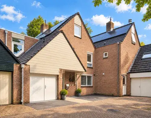 Terraced house for sale: Markiezenhof 33, De Hoven Ede