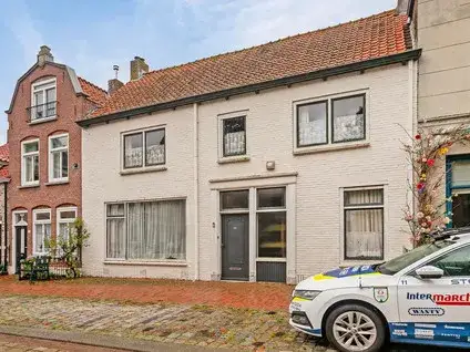 Tussenwoning te koop: Markt 3, Groede Groede