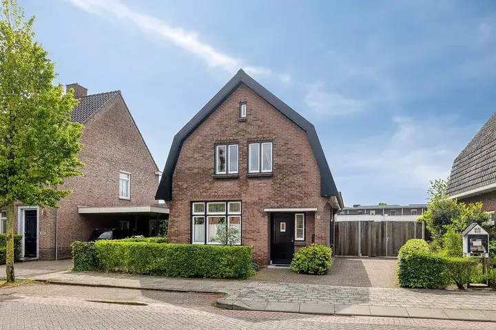 Vrijstaande woning te koop: Marktstraat 10, Mierlo-Dorp Mierlo