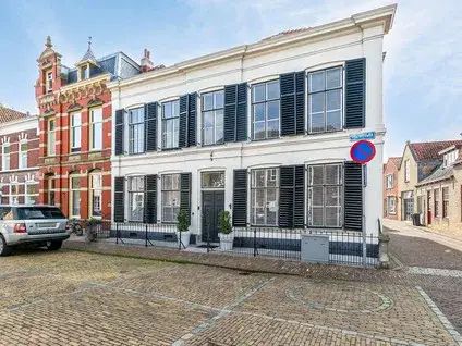 Hoekwoning te koop: Marktveld 1, Sommelsdijk centrum Sommelsdijk
