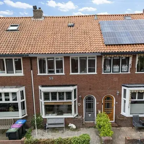 Tussenwoning te koop: Marnixstraat 28, Vossepark Leeuwarden