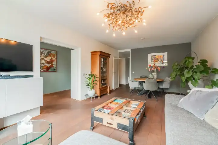 Appartement te koop: Martin Luther Kinglaan 162, Ruimzicht West Diemen