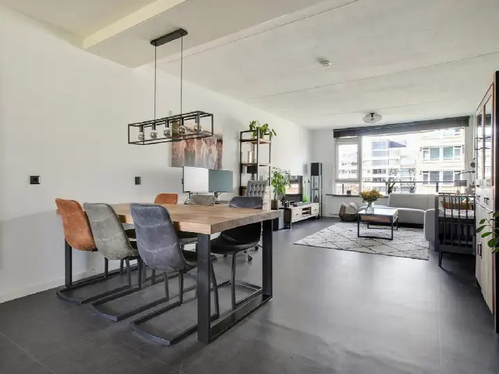 Appartement te koop: Martin Luther Kinglaan 504, Ruimzicht West Diemen