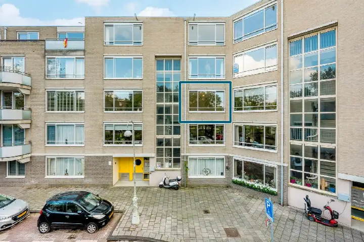Apartment for sale: Martin Vlaarkade 77, Spaarndammerbuurt-Zuidoost Amsterdam
