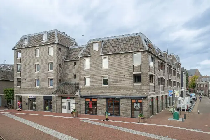 Appartement te koop: Martinetplein 16, Deurne Centrum Deurne