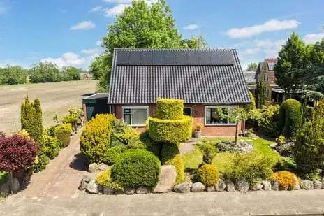 Vrijstaande woning te koop: Master Woudstrastrjitte 2, Broeksterwâld Broeksterwâld