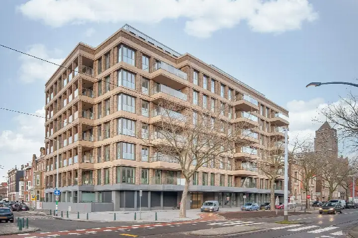 Apartment for rent: Mathenesserlaan 323F, Middelland Rotterdam
