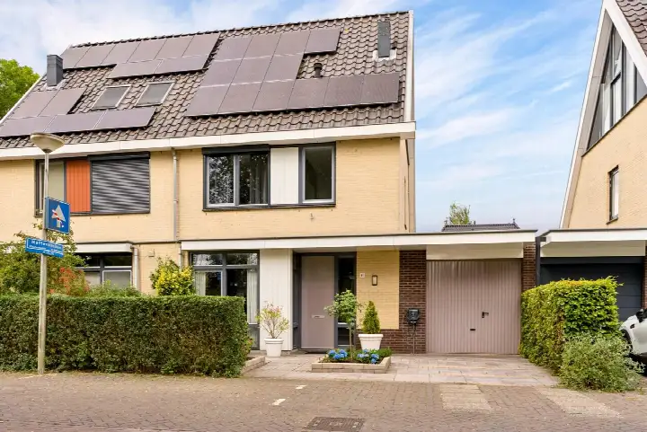 Tussenwoning te koop: Mattenbieslaan 61, Vleuterweide-West Vleuten