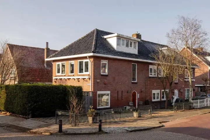 Semi-detached for sale: Matthijs Sterklaan 2, Zwanenburg Noordwest Zwanenburg