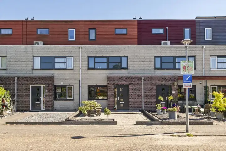 Terraced house for sale: Matzkaplein 5, Latenstein Tiel