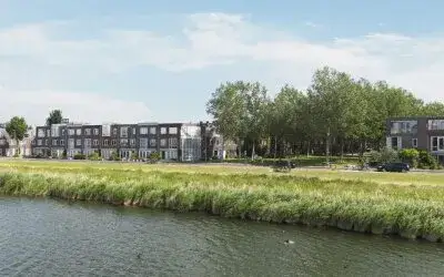 Terraced house for sale: Maurits Bingerplantsoen 17, Theo van Goghparkbuurt Amsterdam