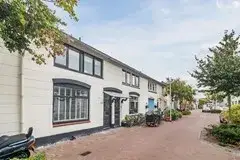 Tussenwoning te koop: Mauritsstraat 26, Emmalaan Alphen Aan Den Rijn