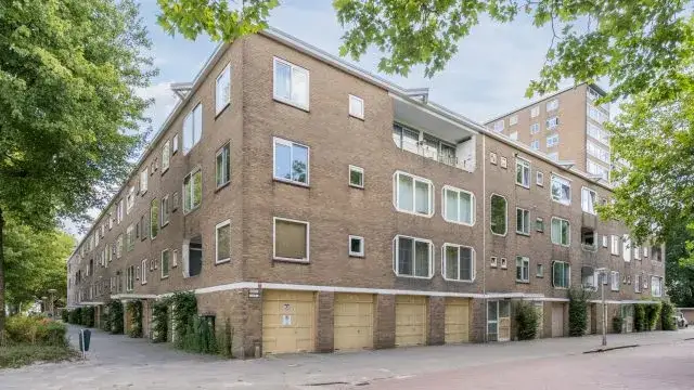 Appartement te koop: Meander 675, Stadshart Amstelveen