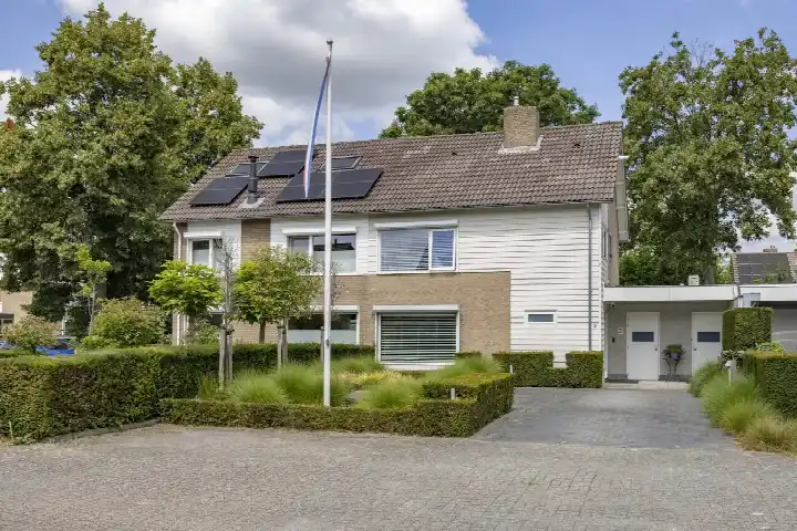 Tussenwoning te koop: Mechelenstraat 3, Meerdijk Waalwijk