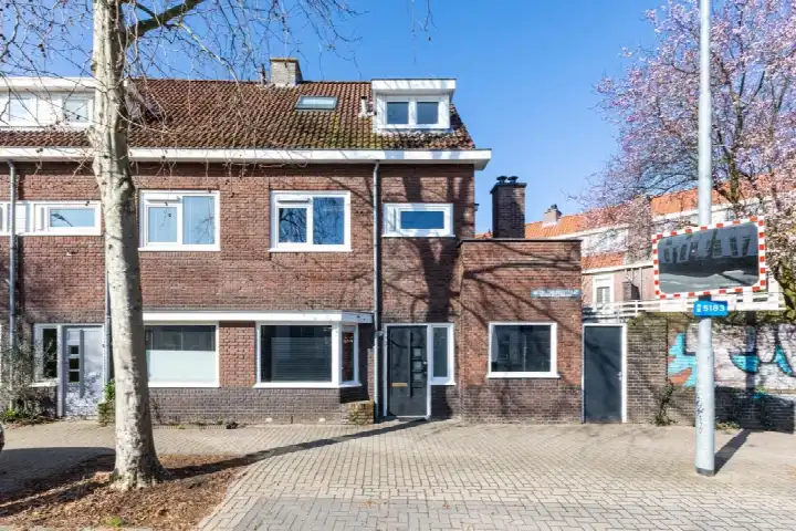 Hoekwoning te koop: Mecklenburgstraat 46, Eliasterrein, Vonderkwartier Eindhoven