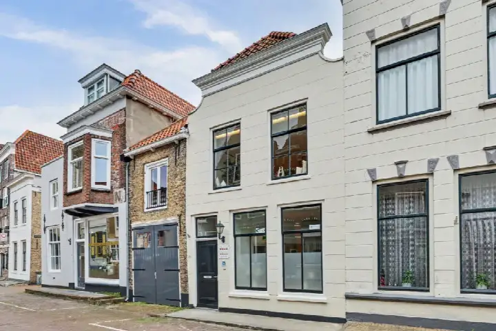 Corner house for sale: Meelstraat 25, Zierikzee binnen de vesten Zierikzee