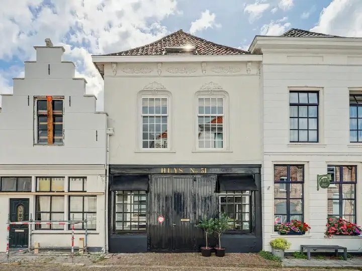 Tussenwoning te koop: Meelstraat 51, Zierikzee binnen de vesten Zierikzee