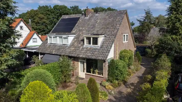 Twee-onder-één-kap te koop: Meentweg 30, Blaricum-Dorp Blaricum
