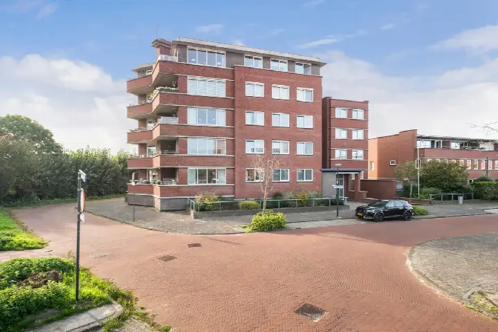 Apartment for sale: Meerburgstraat 39, Parkbuurt oosteinde 'S-Gravenhage