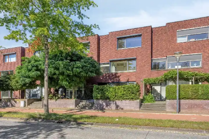 Terraced house for sale: Meerhovendreef 19, Grasrijk Eindhoven