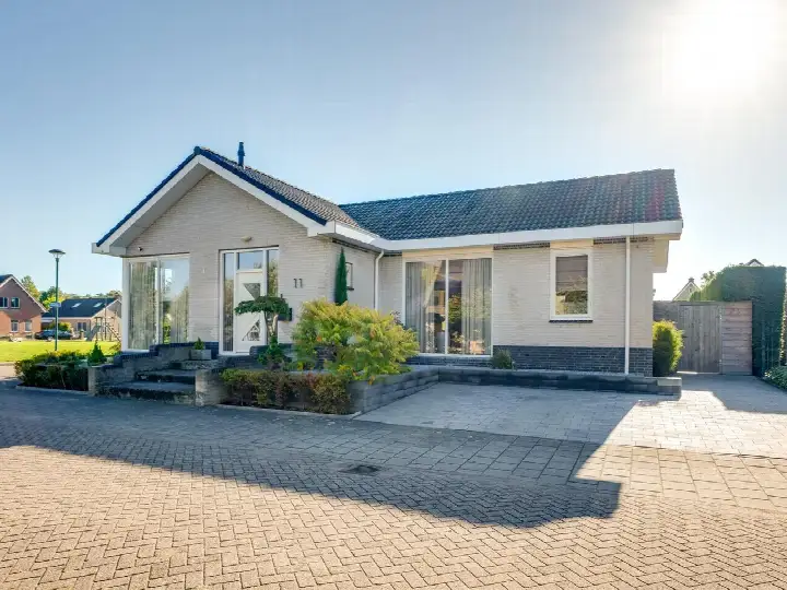 Detached house for sale: Meerkoet 11, Fijnaart Fijnaart