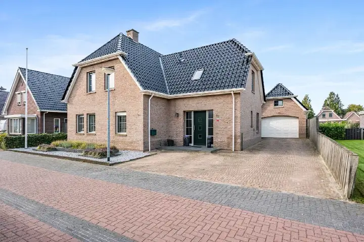 Detached house for sale: Meerkoet 13, Oude Pekela Oude Pekela