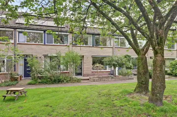 Tussenwoning te koop: Meerkoetstraat 10, Ermelo - West Ermelo