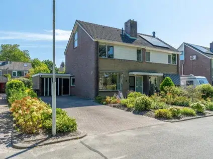 Hoekwoning te koop: Meerkoetstraat 32, Kollum Kollum