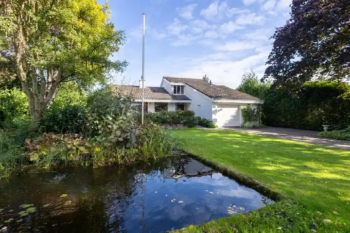 Detached house for sale: Meerweg 20, Meerwijck Kropswolde