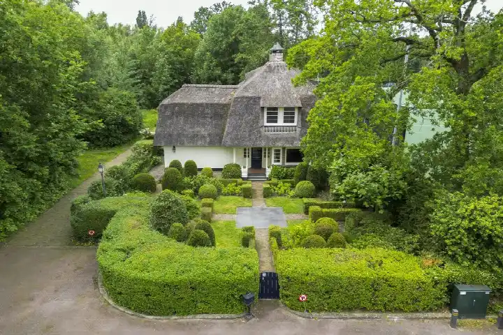 Vrijstaande woning te koop: Meerweg 73, Boslaan Bussum