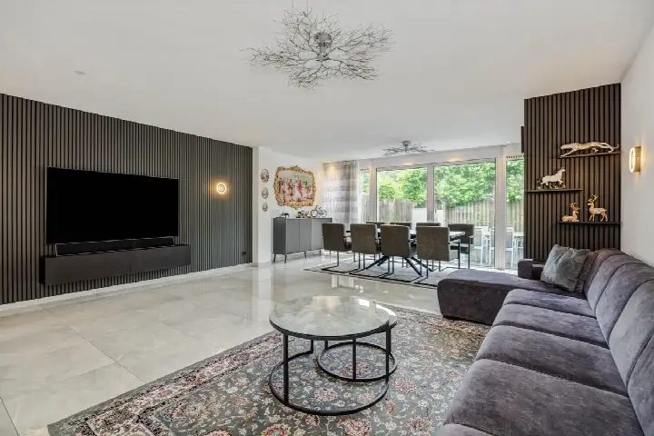 Tussenwoning te koop: Meester van Merwicklaan 31, Het Zilverpark 'S-Hertogenbosch