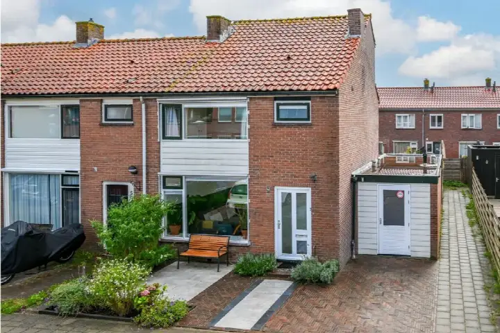 Corner house for sale: Meidoornlaan 7, Splegelpolder Nederhorst Den Berg