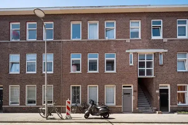 Appartement te koop: Meidoornstraat 144, Heesterbuurt 'S-Gravenhage